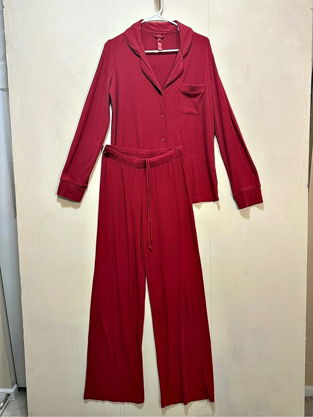SKIMS Soft Lounge Long Sleep Set Red Pajama Set Small